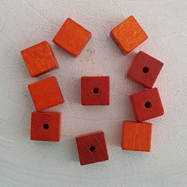 10 Contas de madeira cubo / quadrado 10 mm laranja
