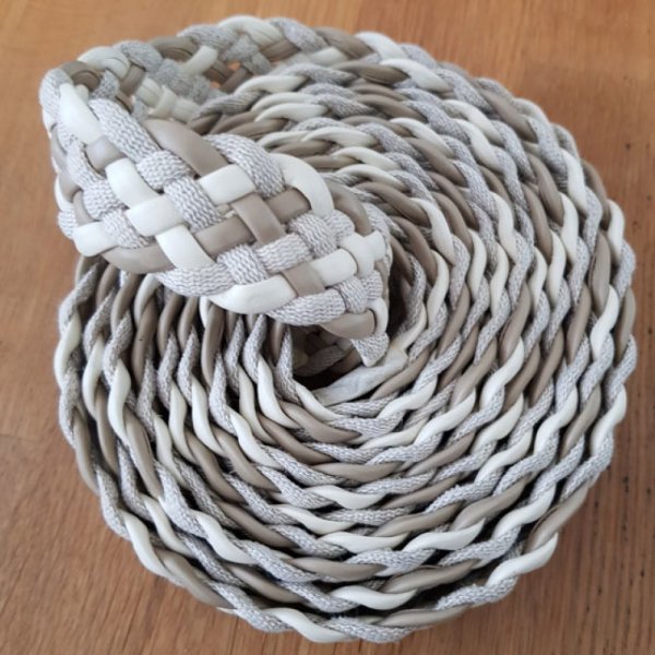 1 metro de couro entran&ccedil;ado N&deg;01 30 mm