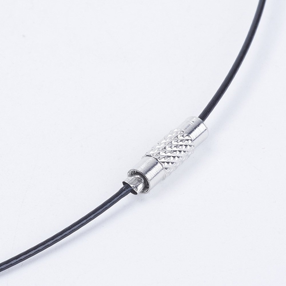 1 colar de fio rígido com cabo preto com fecho de rosca N°01