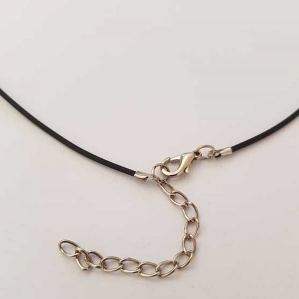 1 colar de 48 cm em pvc redondo de 1,5 mm com fecho de lagosta