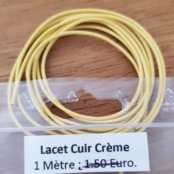 1 metro Cord&atilde;o redondo de couro liso Creme 1 mm