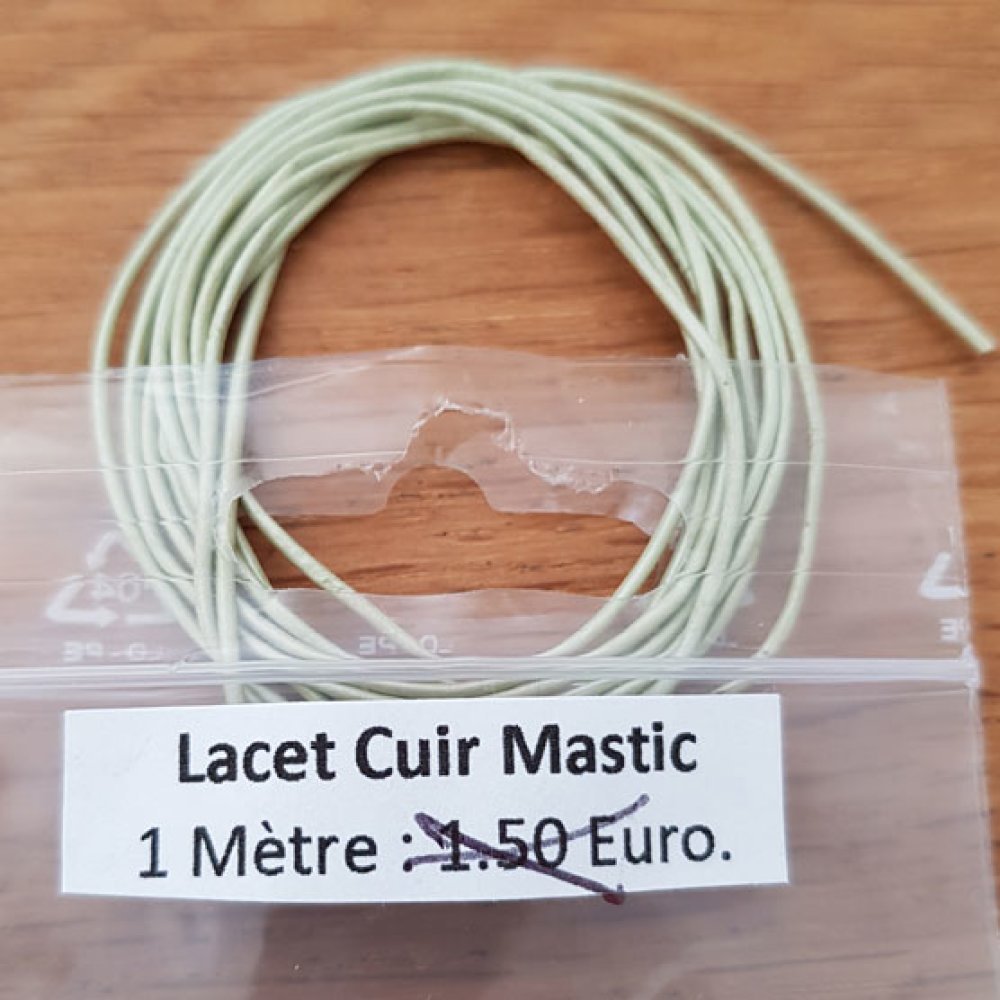 1 metro Cordão redondo de couro liso Putty 1 mm