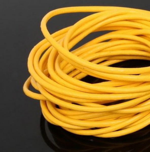 1 metro Cord&atilde;o de couro liso redondo Amarelo 3 mm