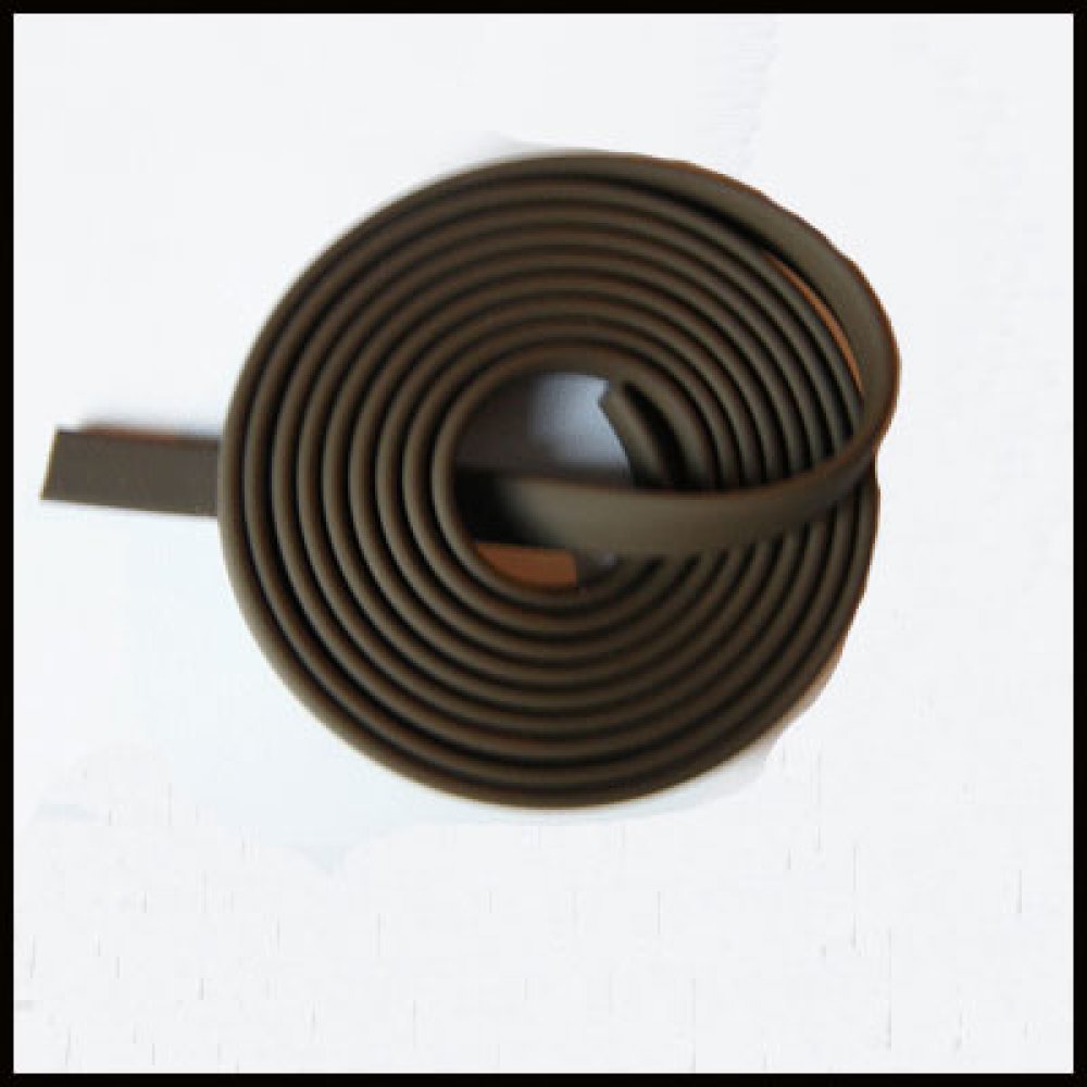 1 metro de cordão de pvc plano 5,8 x 1,9 mm castanho