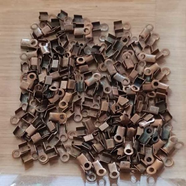 2 Embouts &agrave; coller Serres Cordons 4 x 4 mm N&deg;02