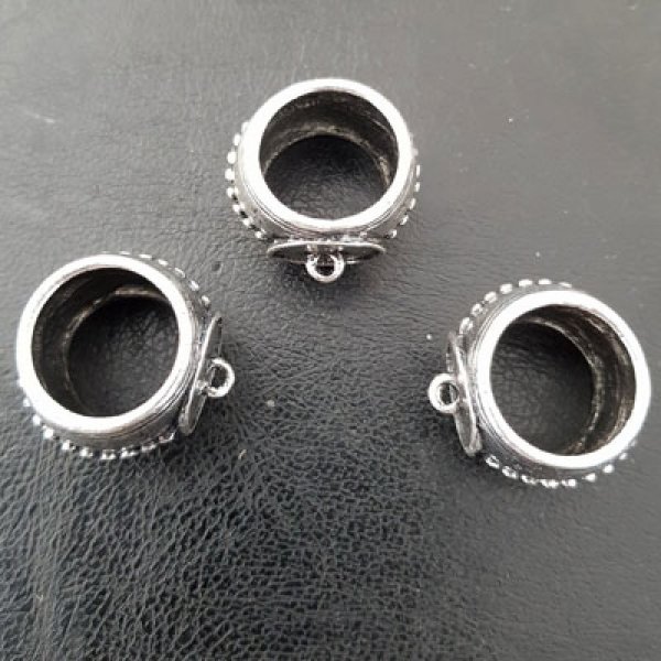 3 La&ccedil;os para cachec&oacute;is N&deg;02