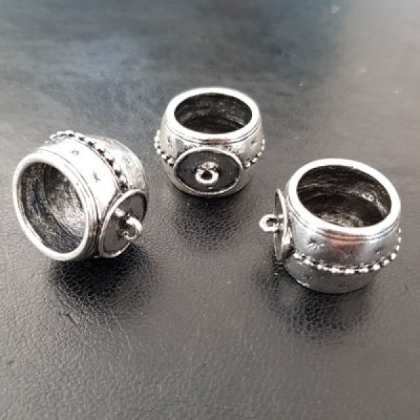 3 La&ccedil;os para cachec&oacute;is N&deg;02