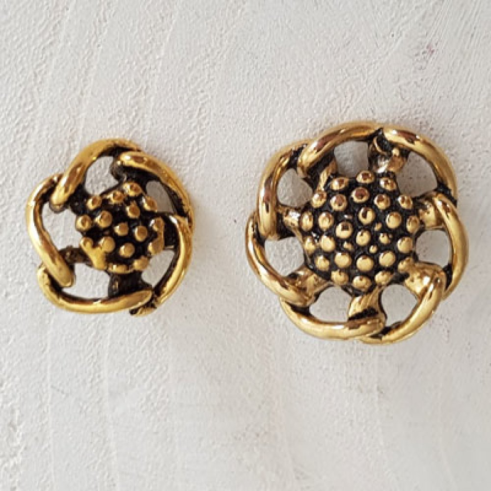Botão dourado redondo de 18 mm N°02