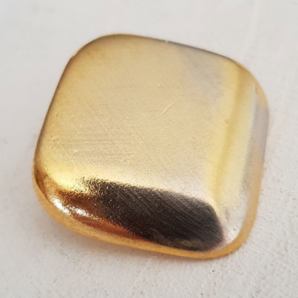 Botão quadrado dourado de 22 mm N°08