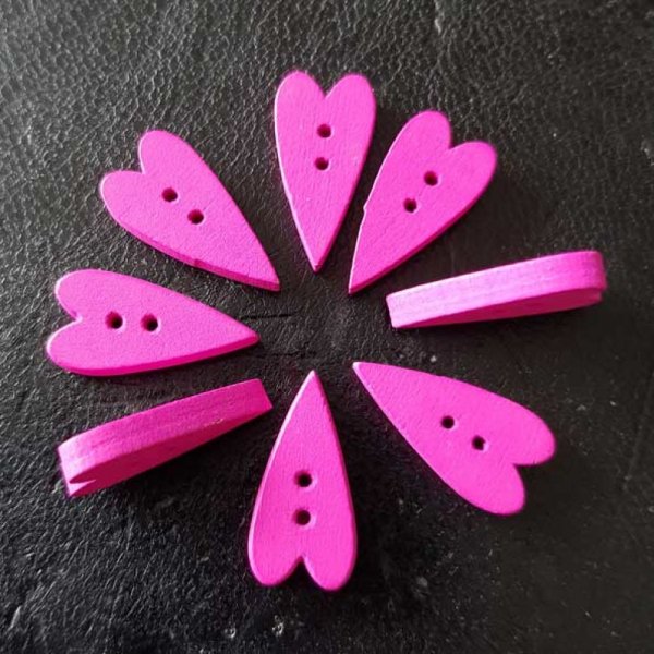 Bot&atilde;o cora&ccedil;&atilde;o de madeira roxo N&deg;02-07