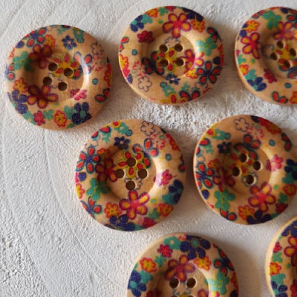 Flores de madeira com ma&ccedil;aneta 30 mm N&deg;10 x 10 pe&ccedil;as