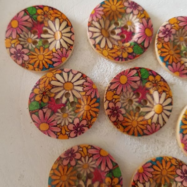 Flores de madeira com ma&ccedil;aneta 30 mm N&deg;11 x 10 pe&ccedil;as