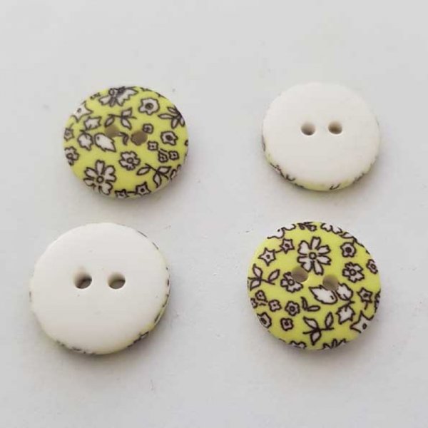 Bouton fantaisie &agrave; fleurs 18 mm N&deg;03