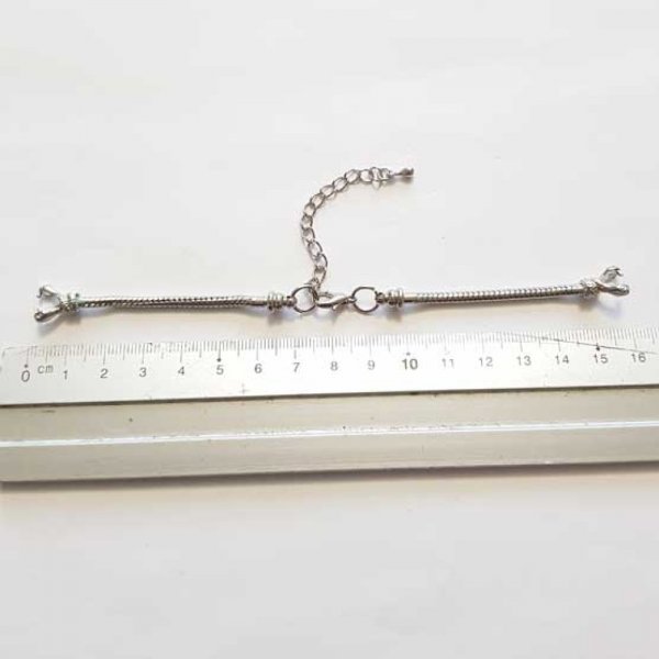 Pulseira de corrente com mostrador de rel&oacute;gio de estilo europeu com fecho de lagosta 7 X 8,5 cm