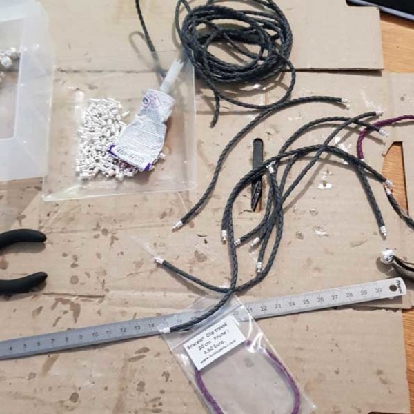 Pulseira de clipe europeia Plain 01 DE 15 A 23 CM Bege