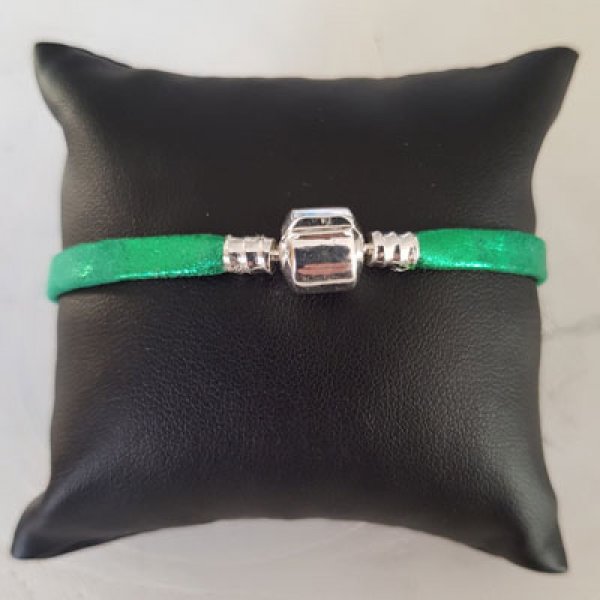 Pulseira europeia de clipe liso Uni 04 DE 15 A 23 CM Lam&eacute;