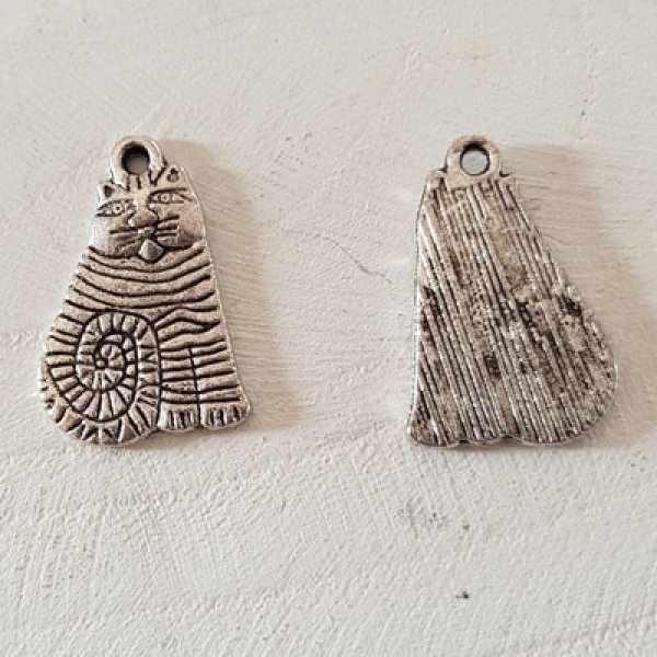 Charm Cat N&deg;23 Prata