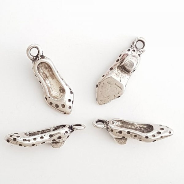 Sapato Charm N&deg;31 em Zamak