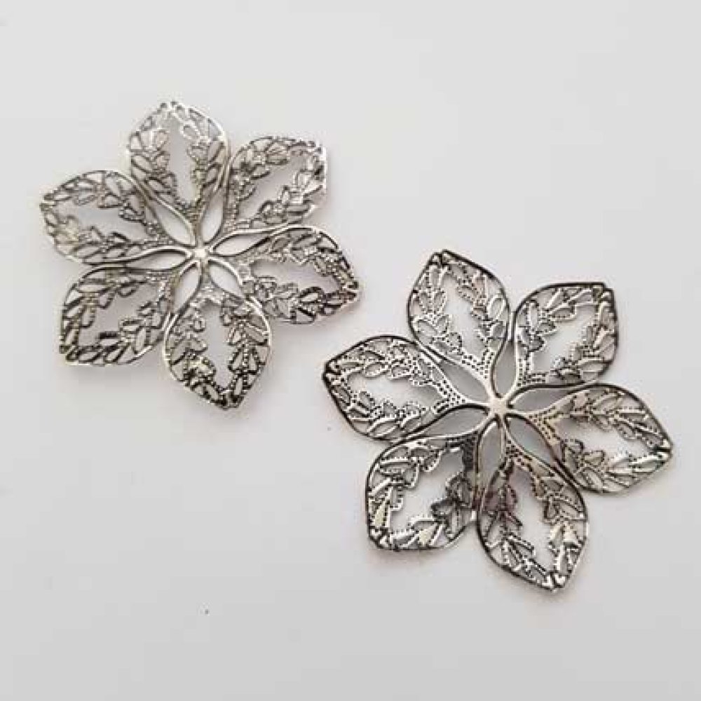 Charm Diversos N°026 Flor de prata