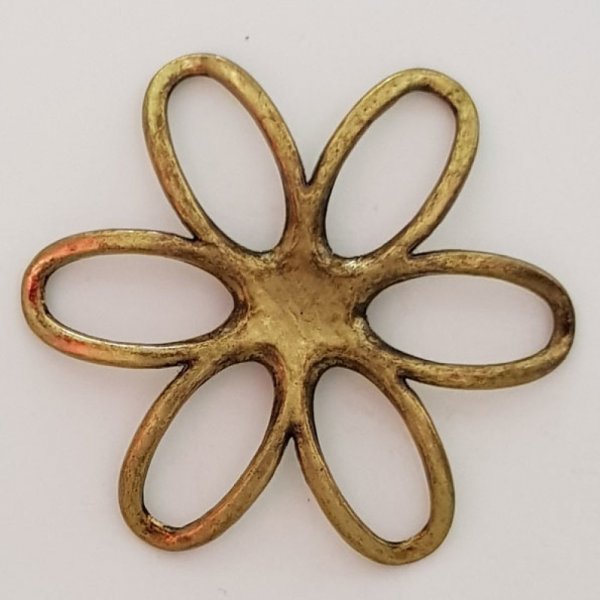Pendente Flor em Metal N&deg;003 Ouro Velho