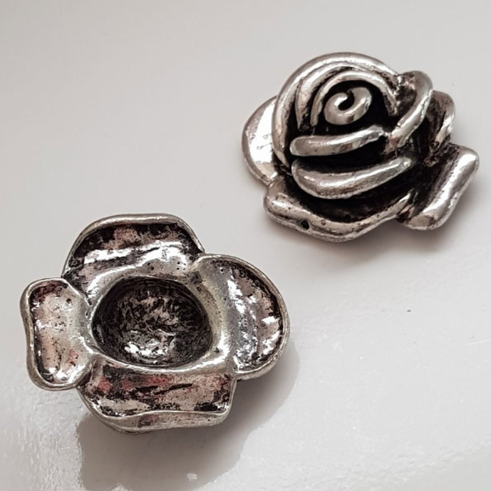 Pendente flor em metal N°018 Prata