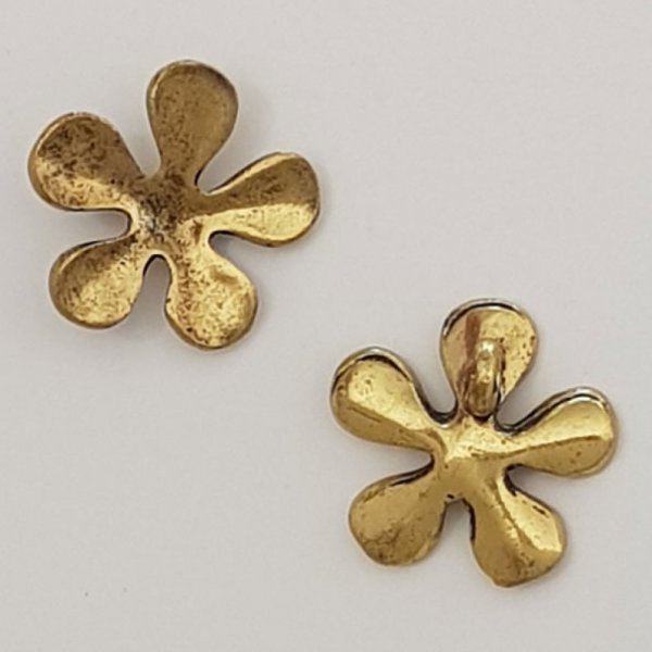 Pendente flor em metal N&deg;042 dourado