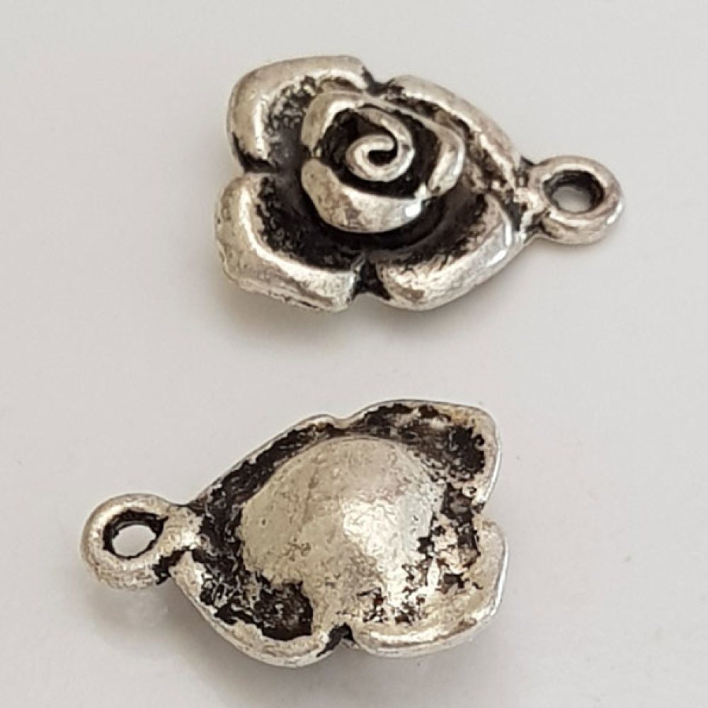 Pendente flor em metal N°045 Prata