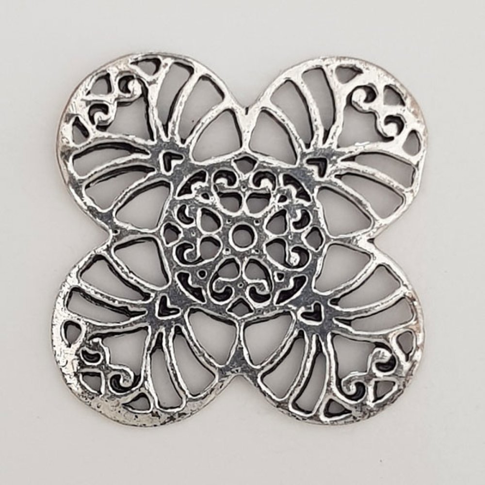 Pendente flor em metal N°054 Prata