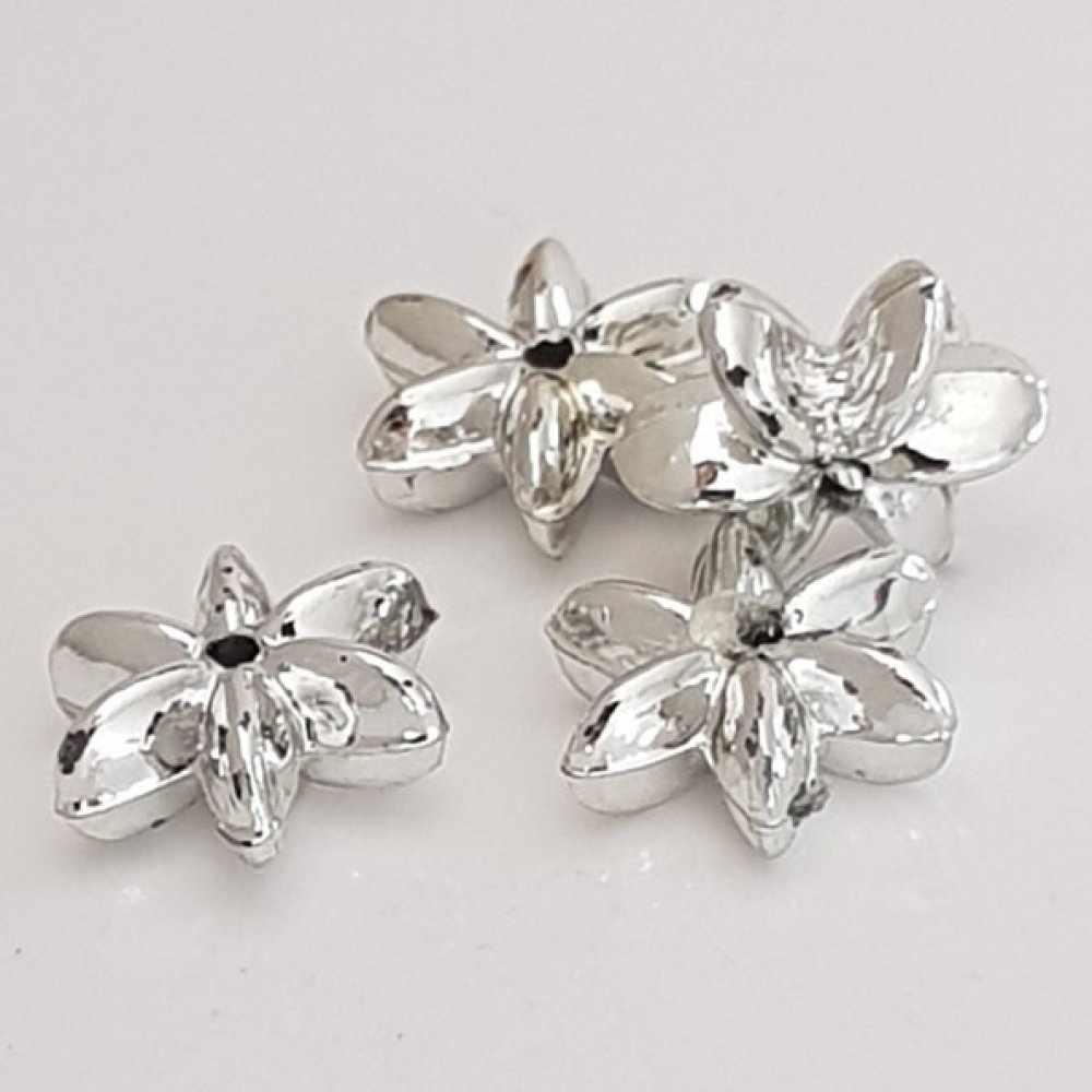 Pendente flor em metal N°110 Prata