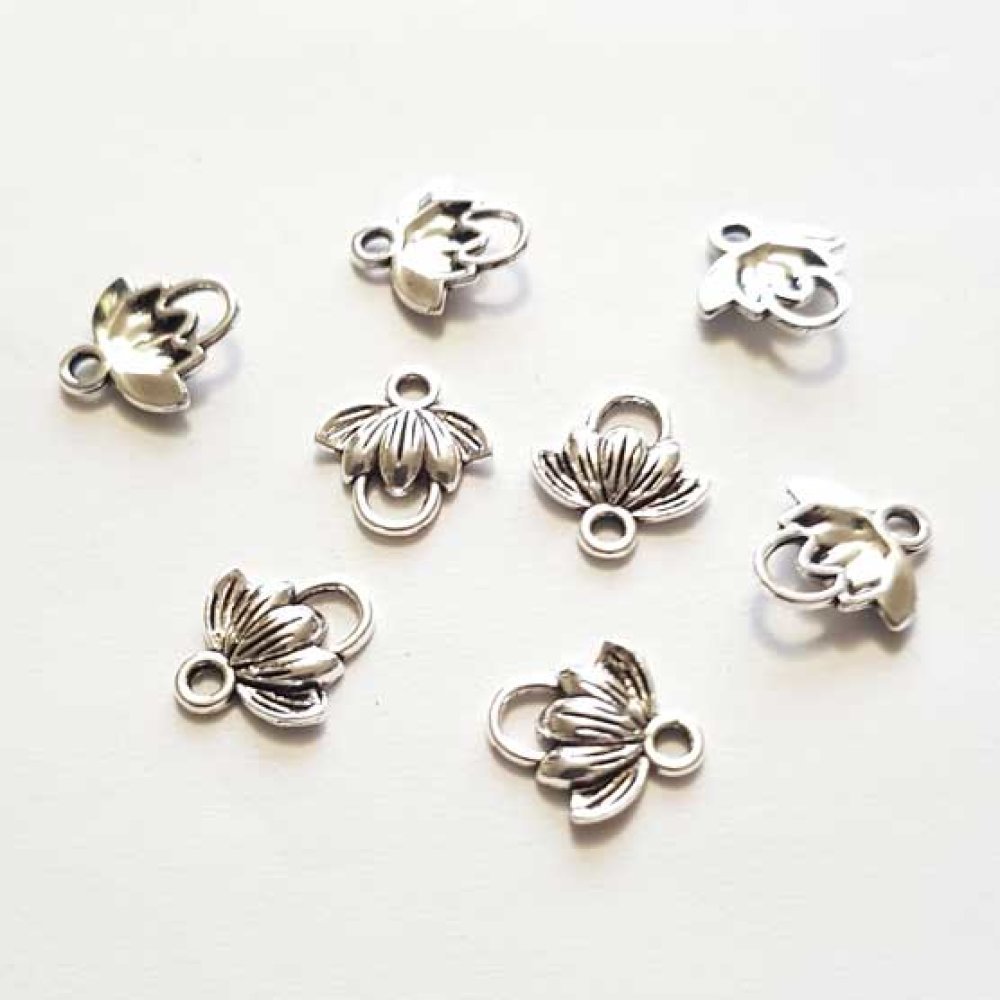 Pendente de flor em metal N°120 x 100 peças Prata