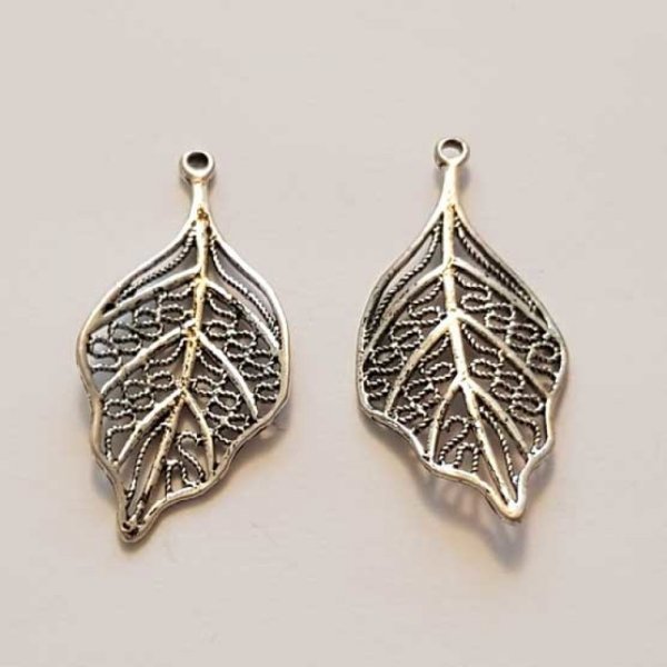 Breloque Fleur M&eacute;tal N&deg;144 Argent