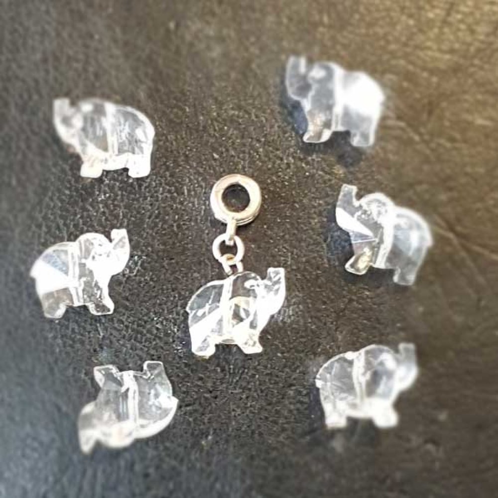 Pendente em vidro facetado elefante N°01-01