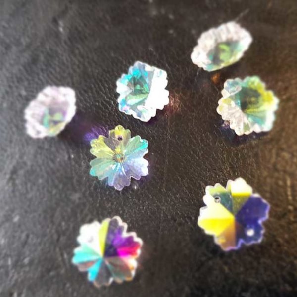 Pingente de flor em vidro facetado N&deg;02-01