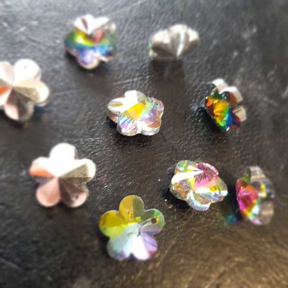Pingente de flor em vidro facetado N°04-02