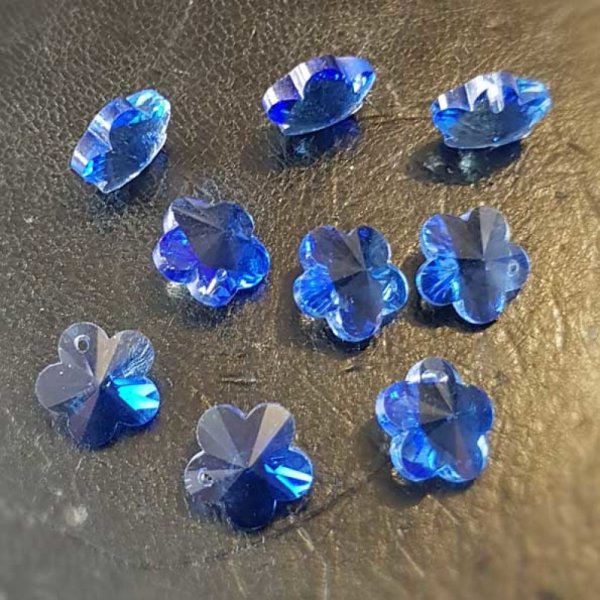 Pendente de flor em vidro facetado N&deg;04-03