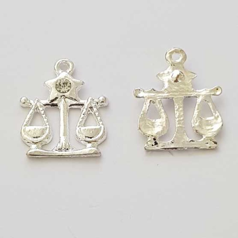 Pendente signo do zodíaco Libra Metal prateado N°04 com strass