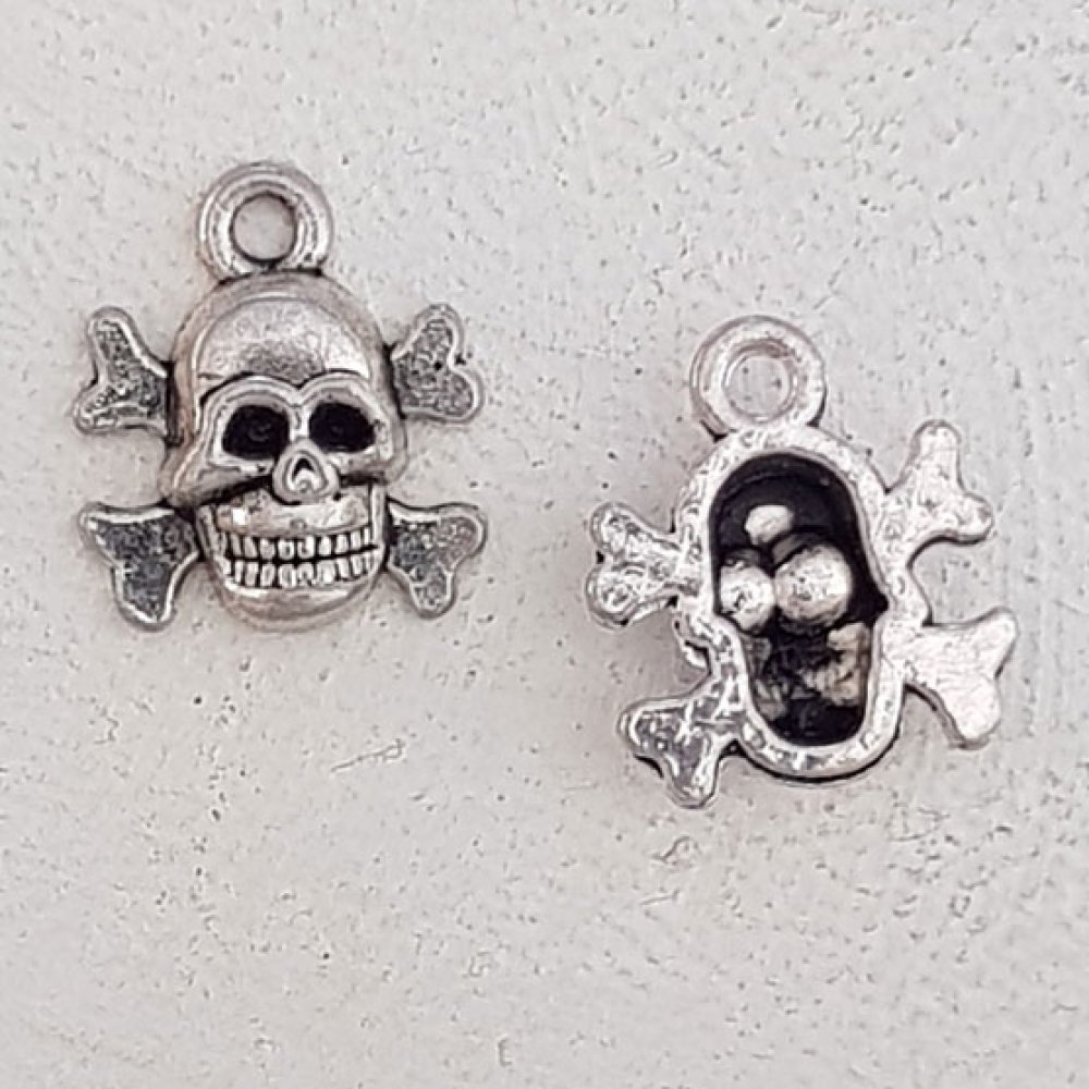 Pendente caveira e ossos cruzados N°15