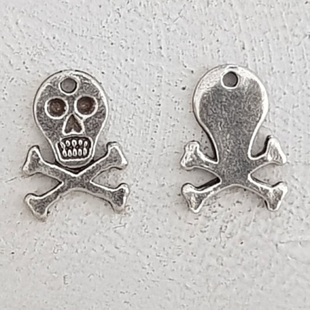 Pendente caveira e ossos cruzados N°18