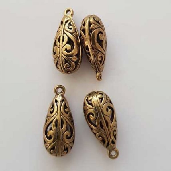 Amuleto em forma de gota a c&eacute;u aberto N&deg;03-02