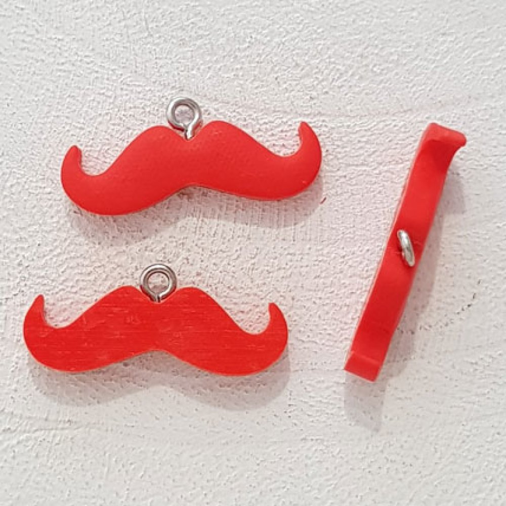 Pendente Moustache N°05 Vermelho