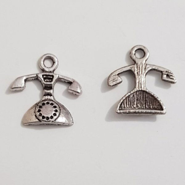 Telefone charme N&deg;04