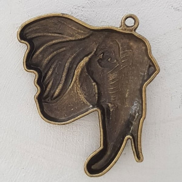 Pendente de elefante N&deg;07
