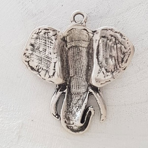 Pendente de elefante N&deg;08