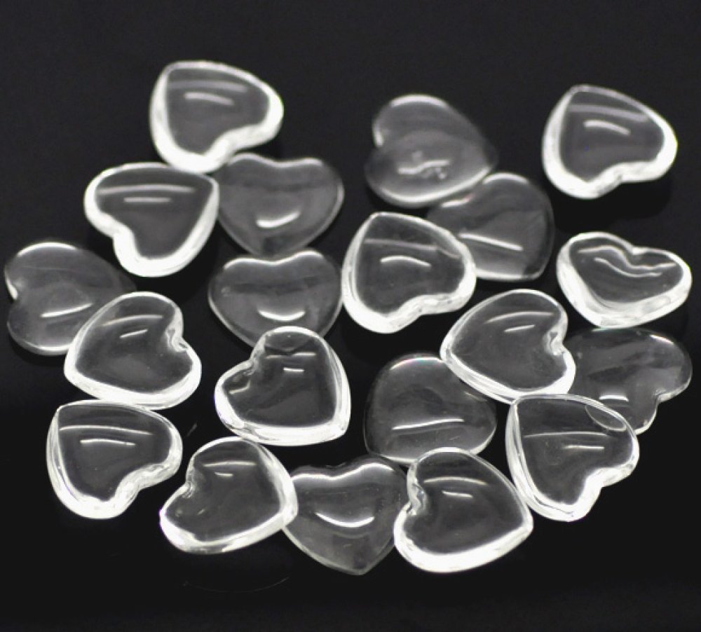 Coração cabochão 14 x 15 mm em vidro transparente rebarbado N°22