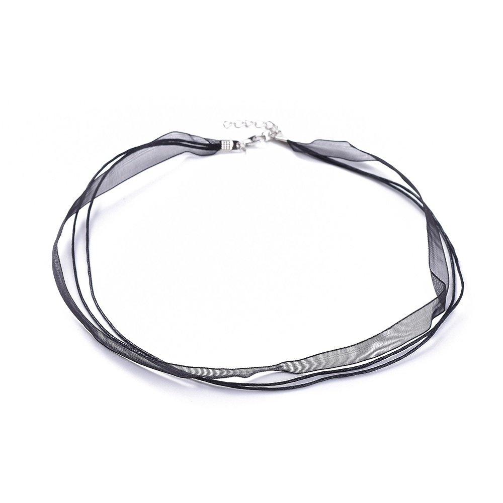 Colar com fita de organza N°04 e cordão encerado preto