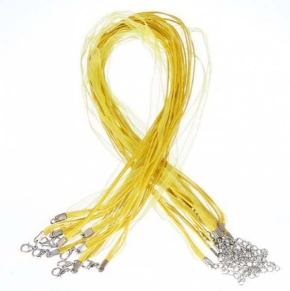 Colar com fita de organza N&deg;05 e cord&atilde;o encerado