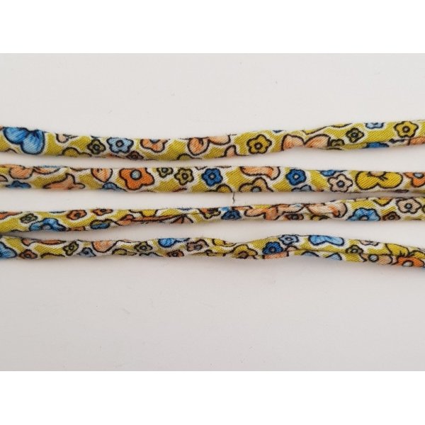 Cordão de esparguete de liberdade N°03 por 50 cm.