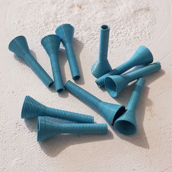 Copo c&oacute;nico em espiral N&deg;03 X 2 P-Colour N&deg;01.