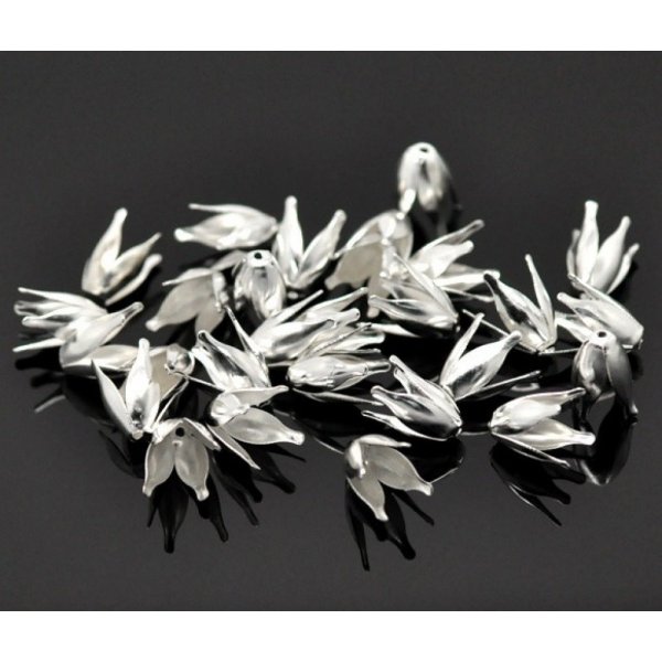 Ta&ccedil;a em liga de ferro Flor de prata x 200