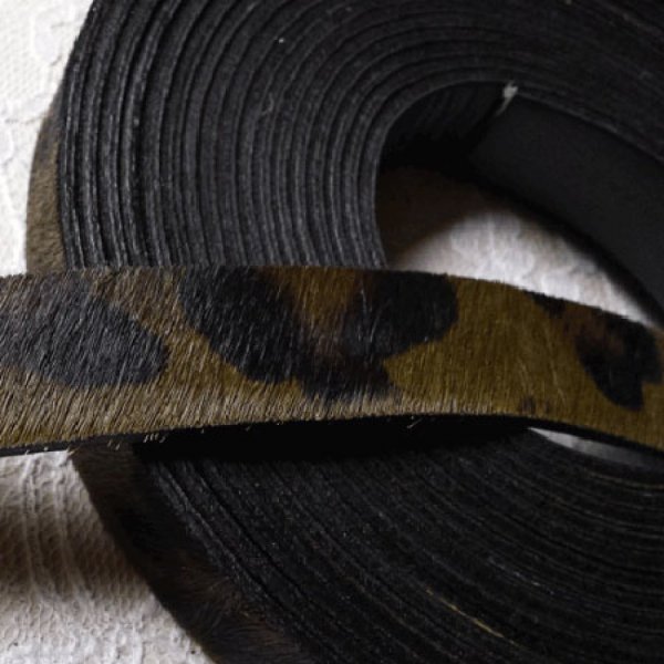 Couro de camuflagem 20 mm por 20 cm